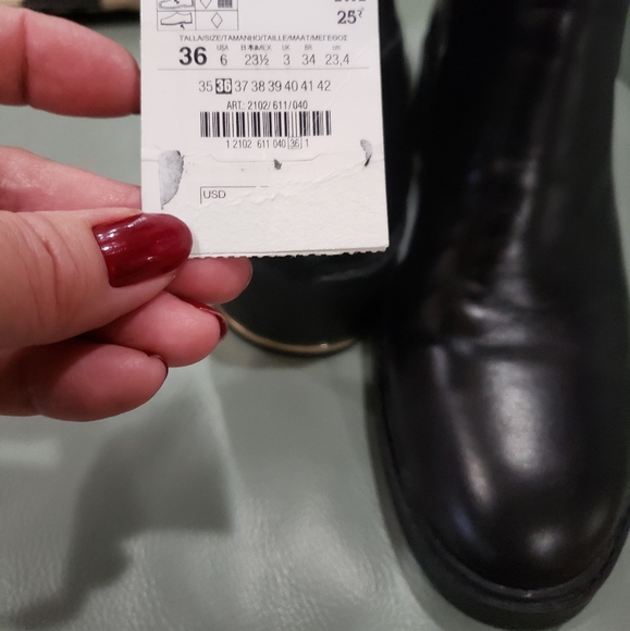 BRAND NEW W TAGS  ZARA ANKLE BOOTS - Picture 3 of 13